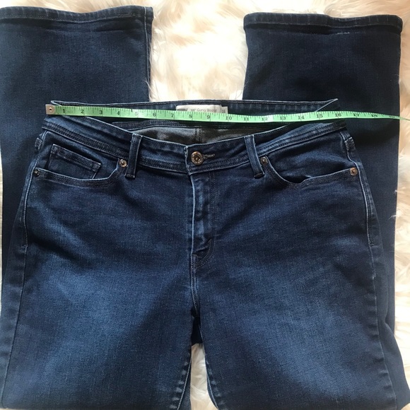 Levi’s Curve Boot Dark Wash Jeans - Picture 2 of 9